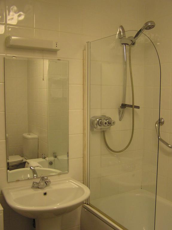 Cadogan Hotel Newmarket  Luaran gambar